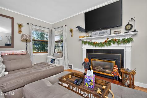 724 Sanders Avenue Glenville NY 12302