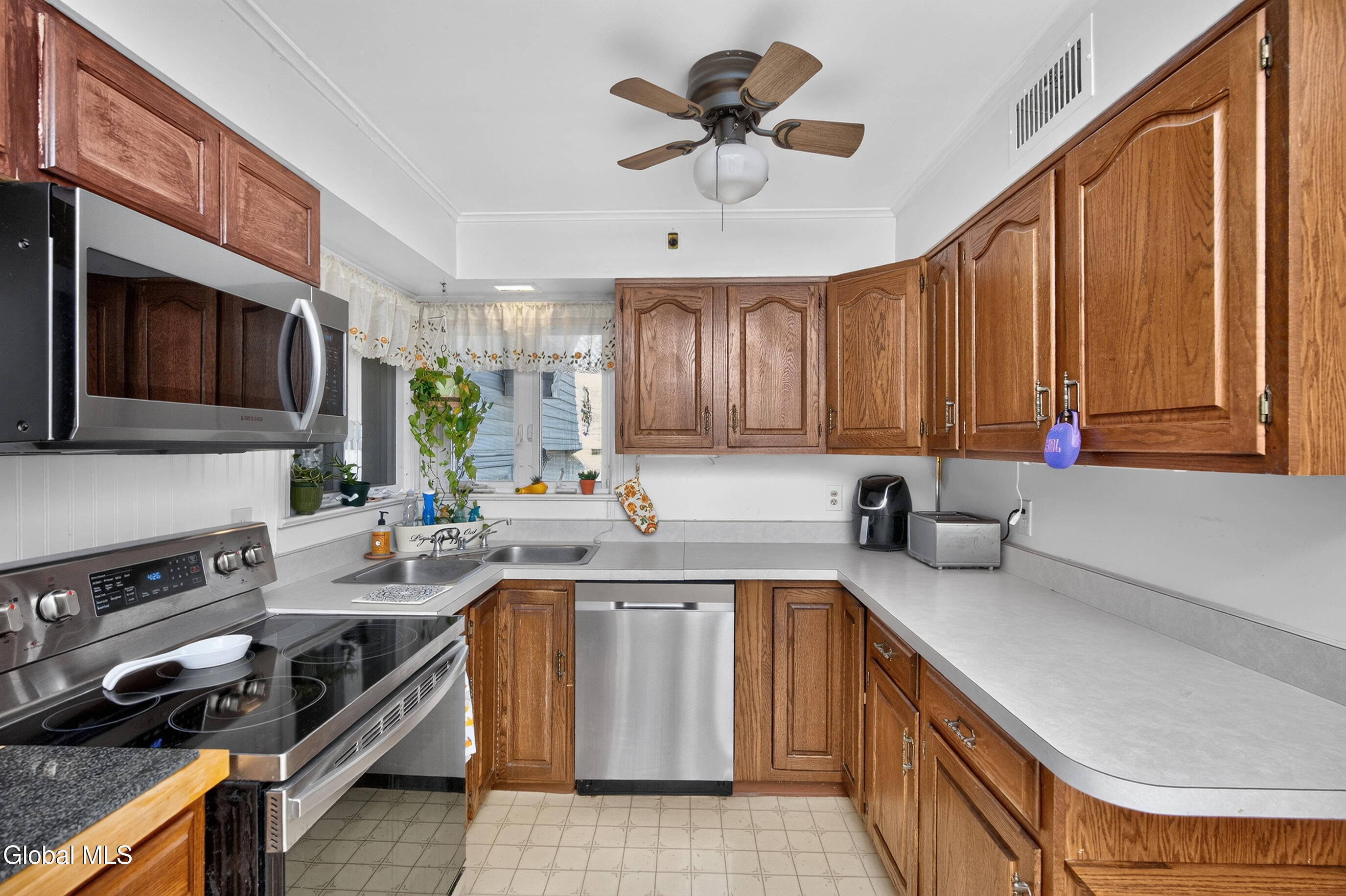 724 Sanders Avenue Glenville NY 12302