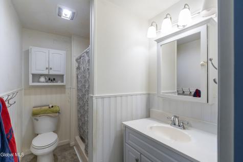 85 Meadow Rue Place Malta NY 12020