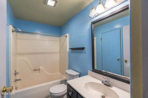 85 Meadow Rue Place Malta NY 12020