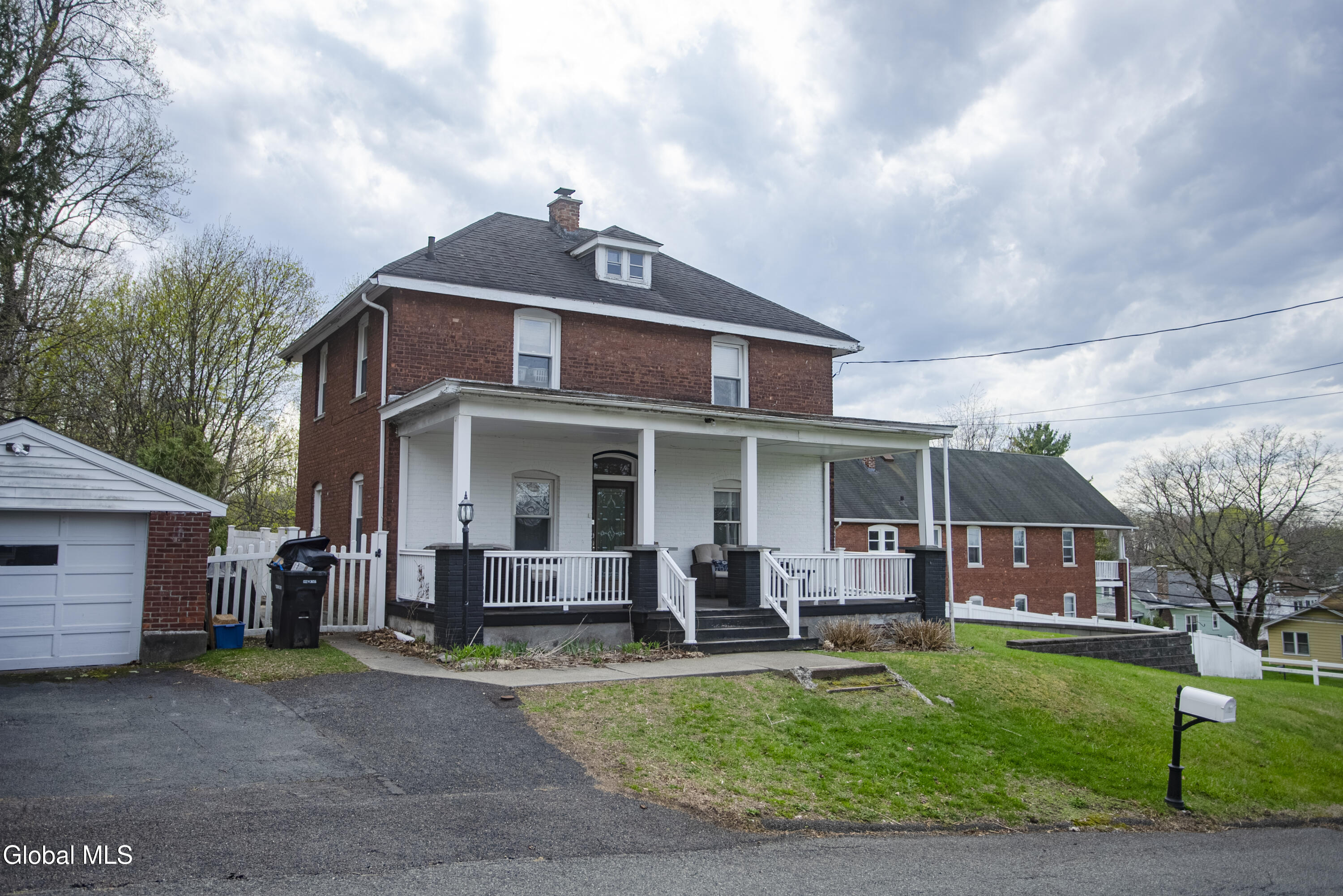 3 Luther Street Troy NY 12180