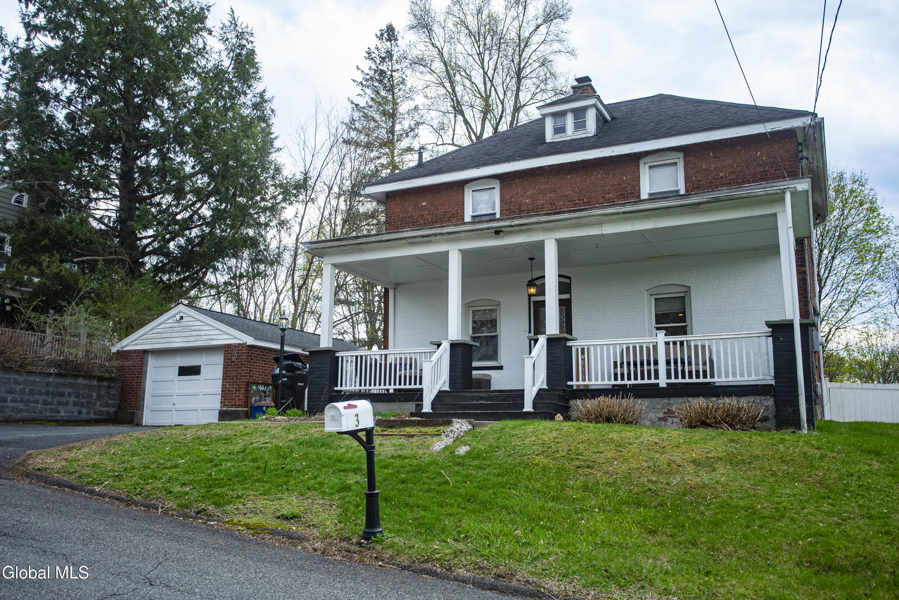 3 Luther Street Troy NY 12180