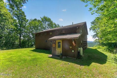 218 Colfax Road Cambridge NY 12816