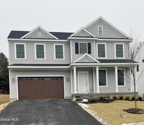 11 Wheatfield Way Mechanicville NY 12118