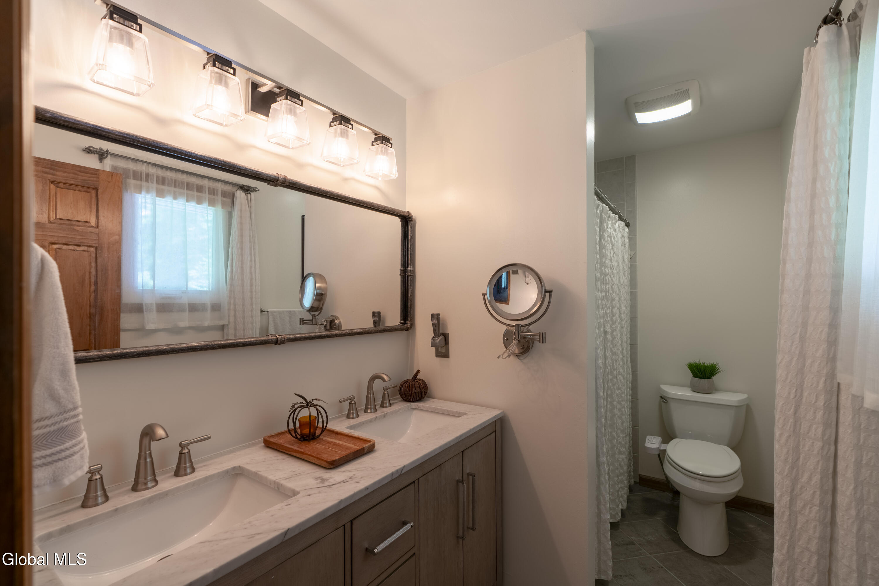 3 Snowberry Drive Gansevoort NY 12831