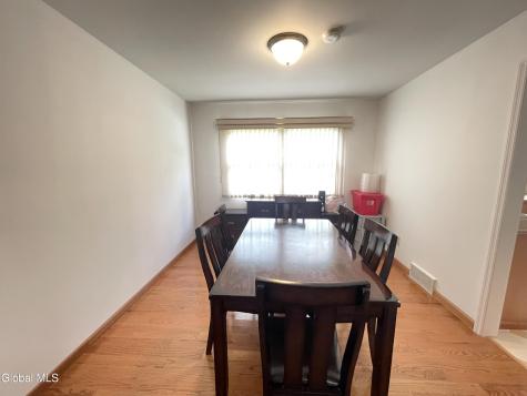 2 Brookside Court Colonie NY 12110