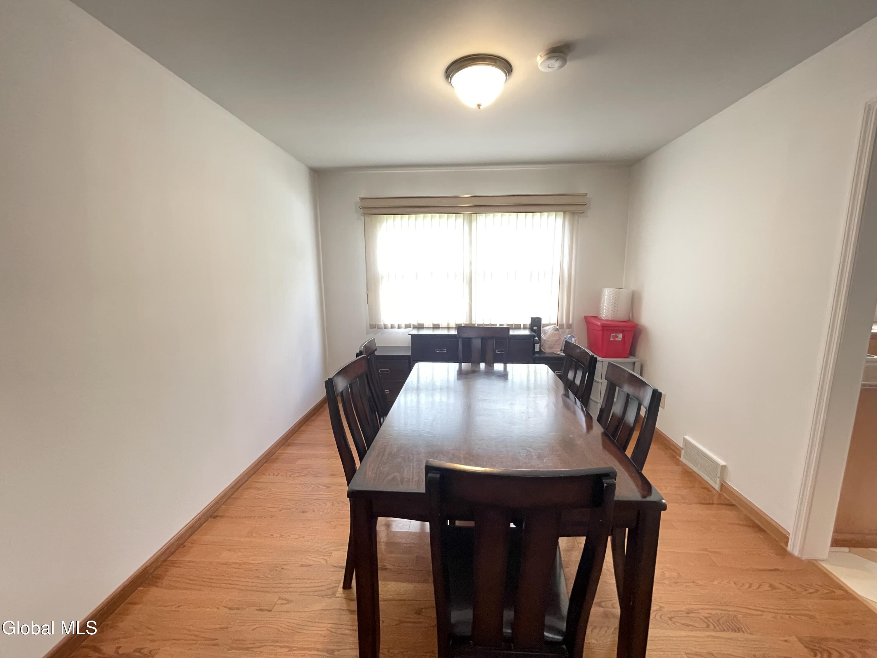 2 Brookside Court Colonie NY 12110