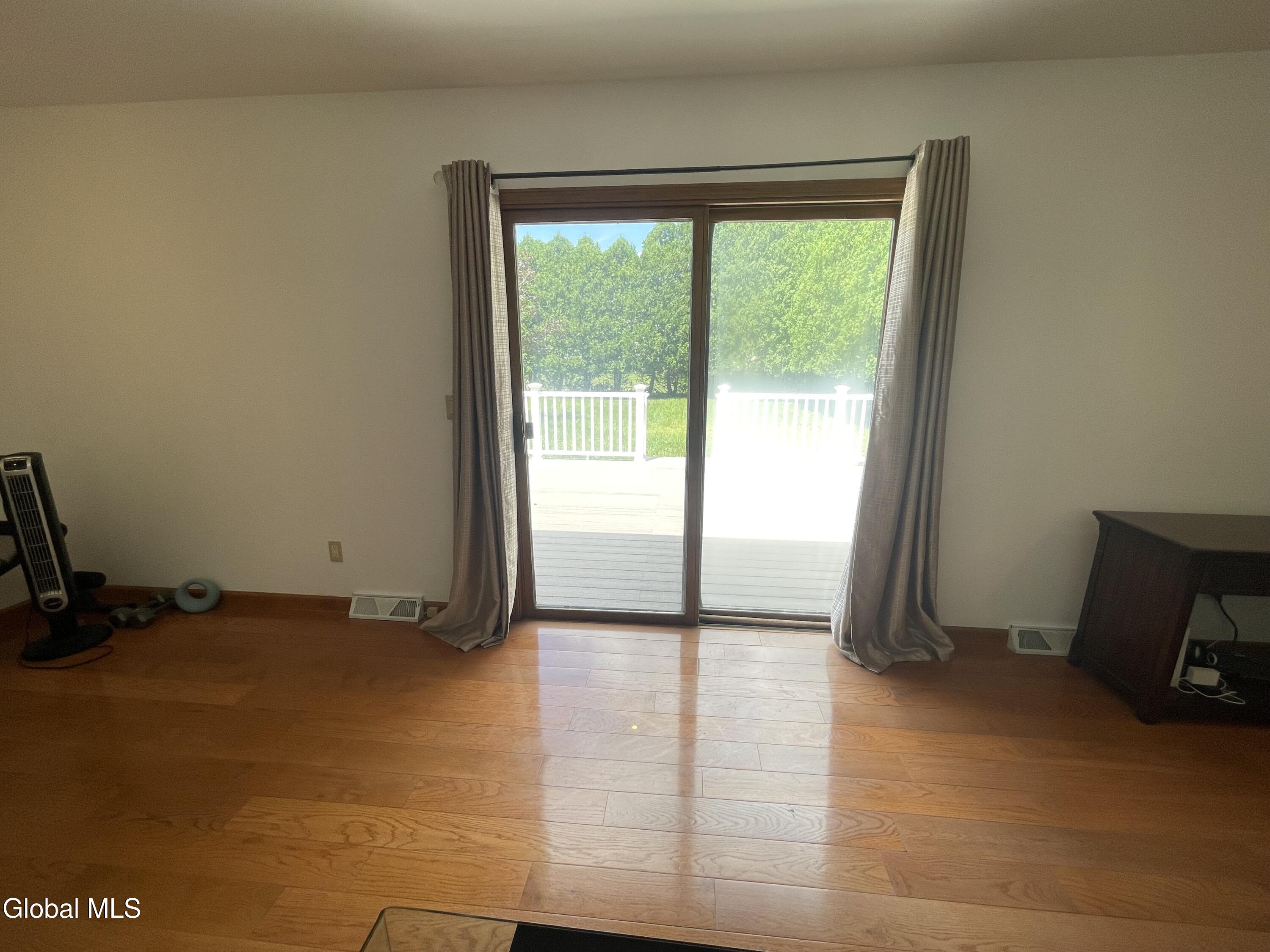 2 Brookside Court Colonie NY 12110