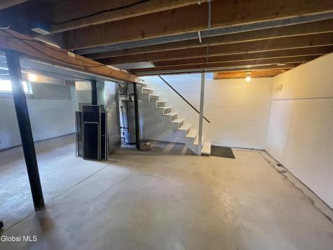 2 Brookside Court Colonie NY 12110