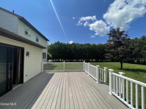 2 Brookside Court Colonie NY 12110