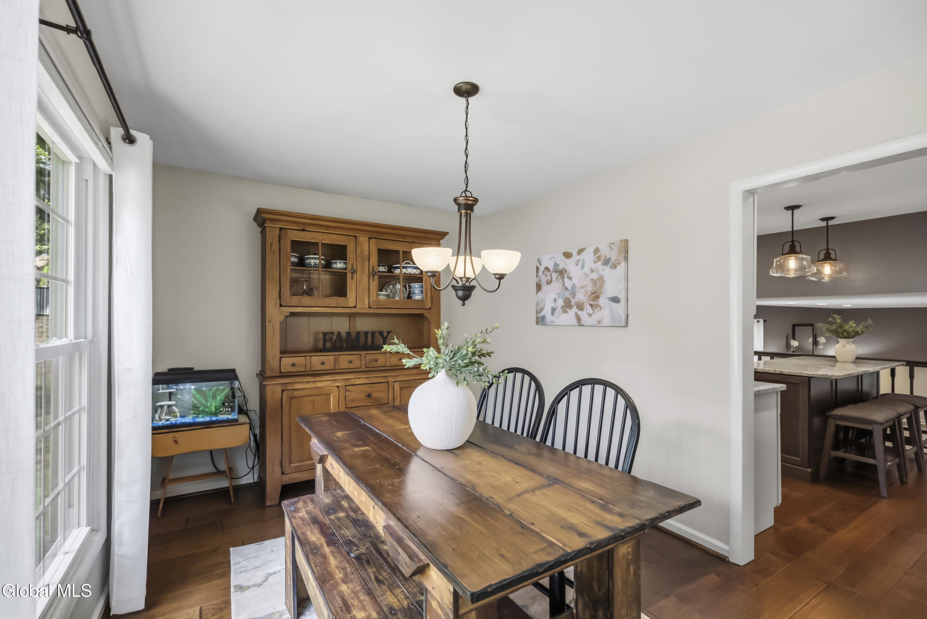 17 Montgomery Way Clifton Park NY 12065