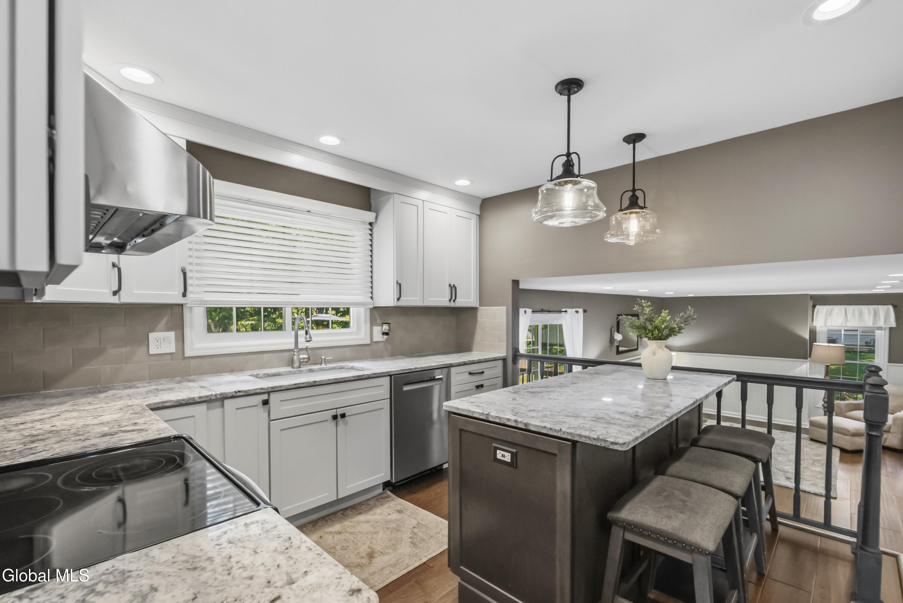 17 Montgomery Way Clifton Park NY 12065