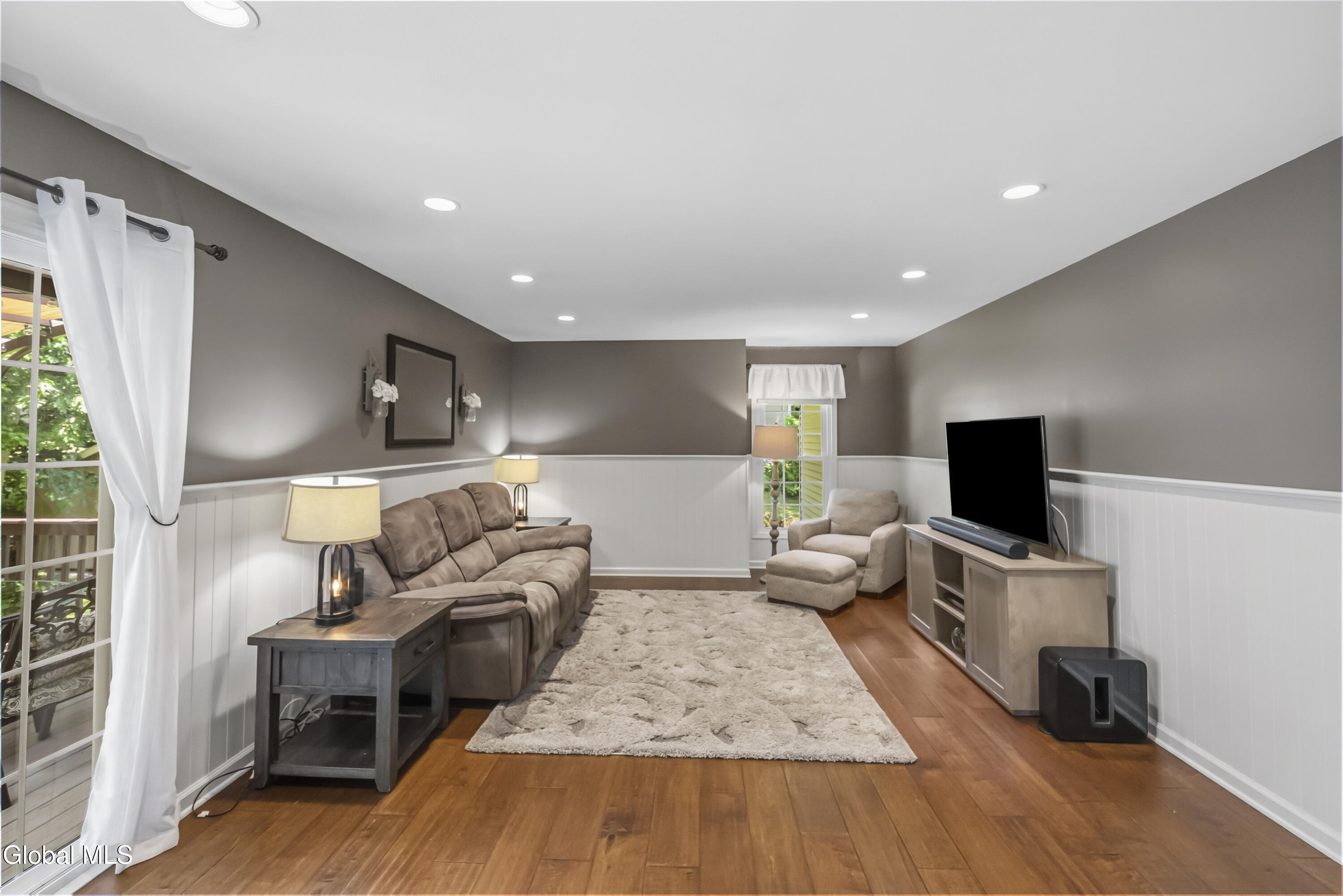 17 Montgomery Way Clifton Park NY 12065