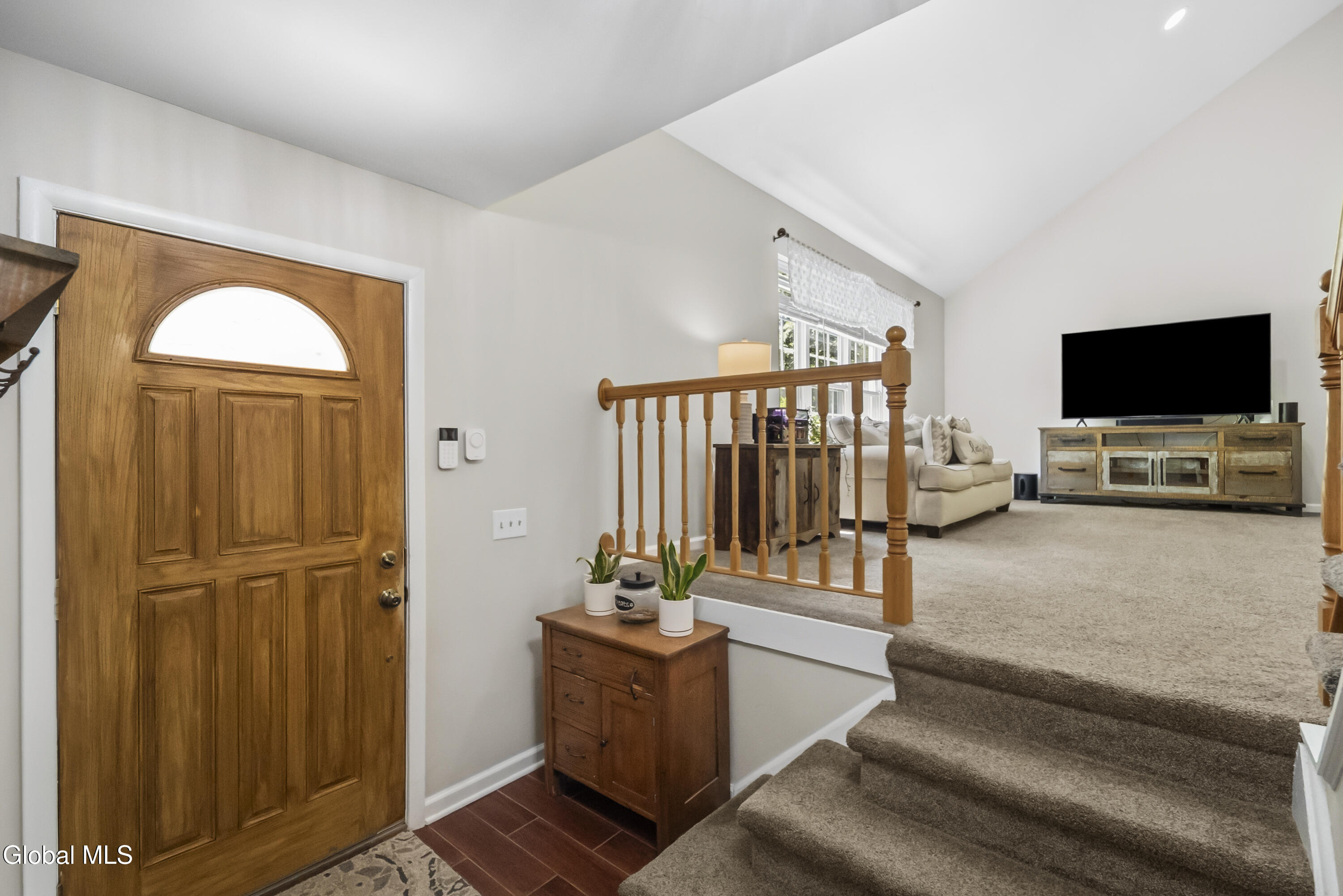 17 Montgomery Way Clifton Park NY 12065