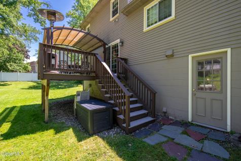 17 Montgomery Way Clifton Park NY 12065