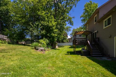 17 Montgomery Way Clifton Park NY 12065