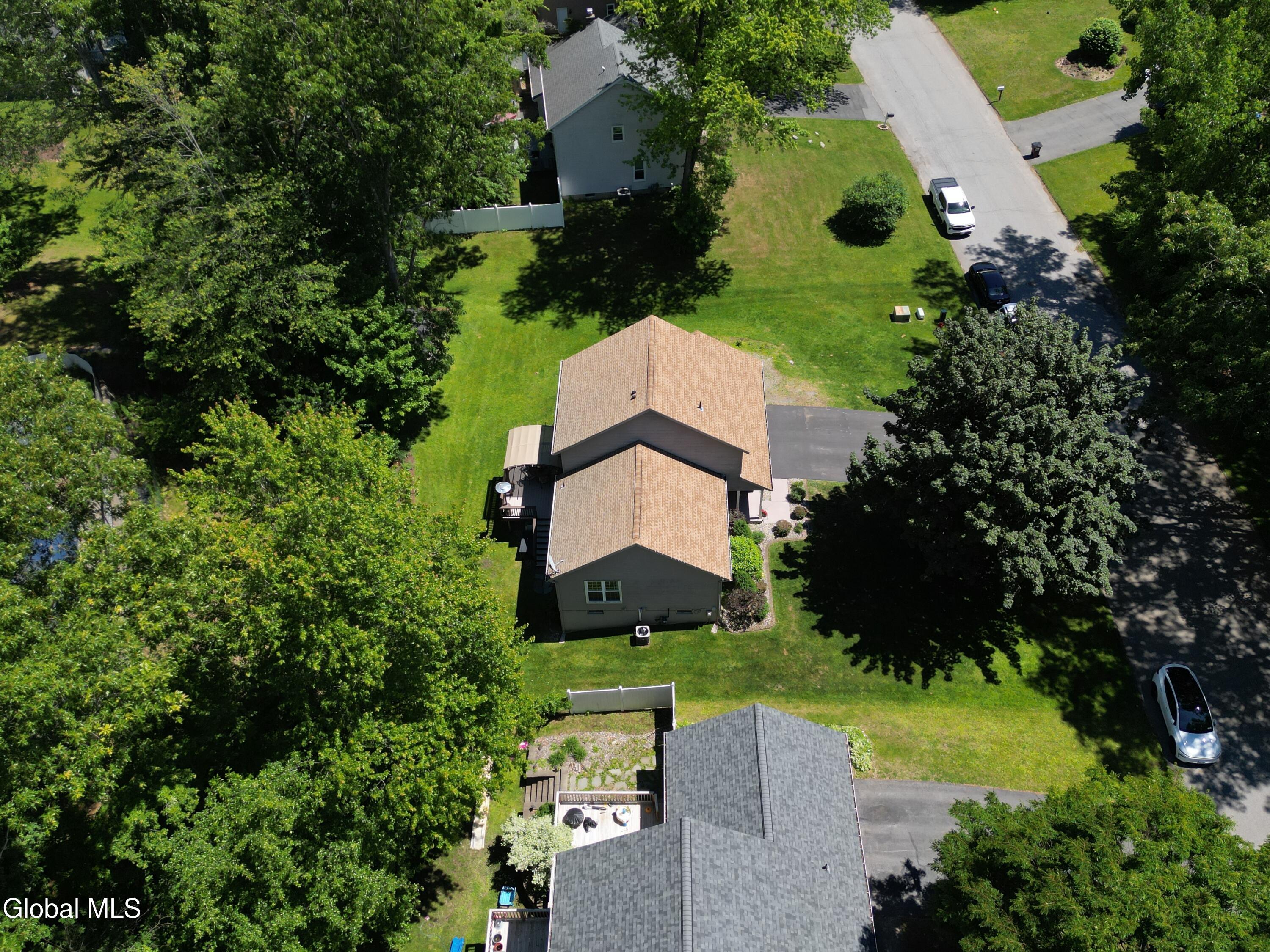17 Montgomery Way Clifton Park NY 12065