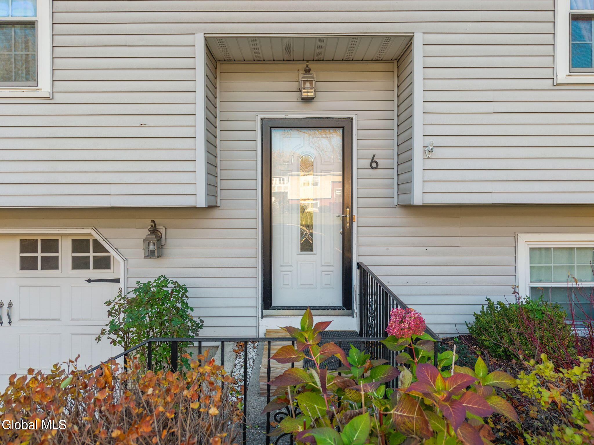 6 Silverberry Place Albany NY 12211
