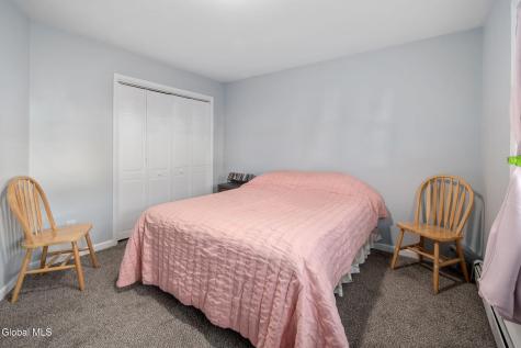 6 Silverberry Place Albany NY 12211