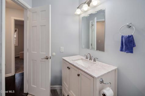 6 Silverberry Place Albany NY 12211
