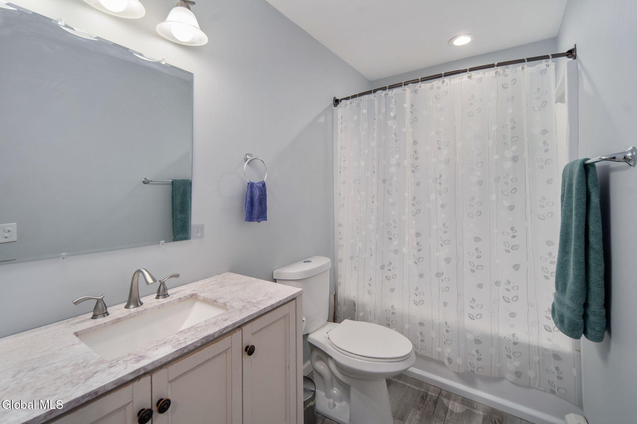6 Silverberry Place Albany NY 12211