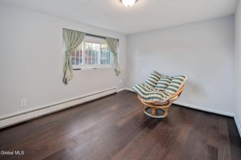 6 Silverberry Place Albany NY 12211