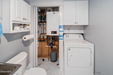 6 Silverberry Place Albany NY 12211
