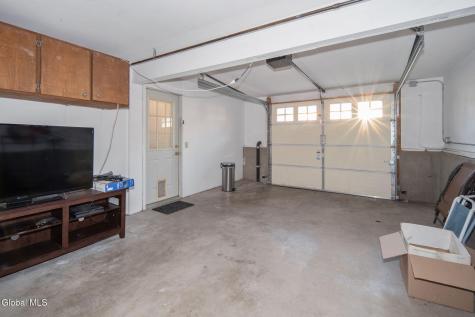 6 Silverberry Place Albany NY 12211