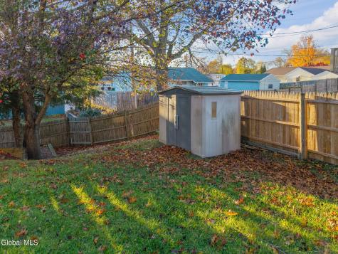 6 Silverberry Place Albany NY 12211