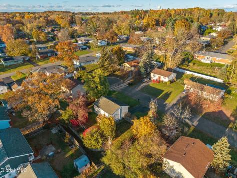 6 Silverberry Place Albany NY 12211