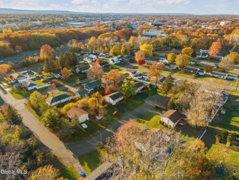6 Silverberry Place Albany NY 12211