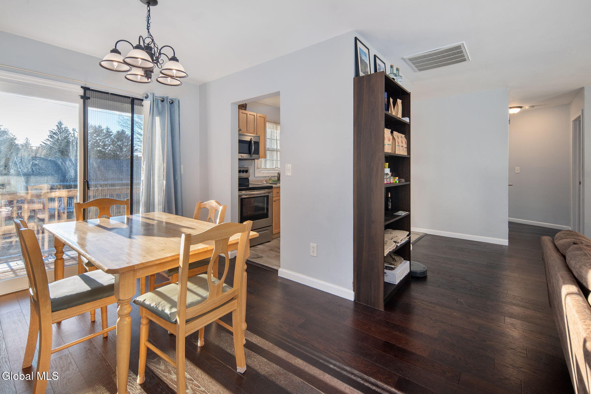 6 Silverberry Place Albany NY 12211
