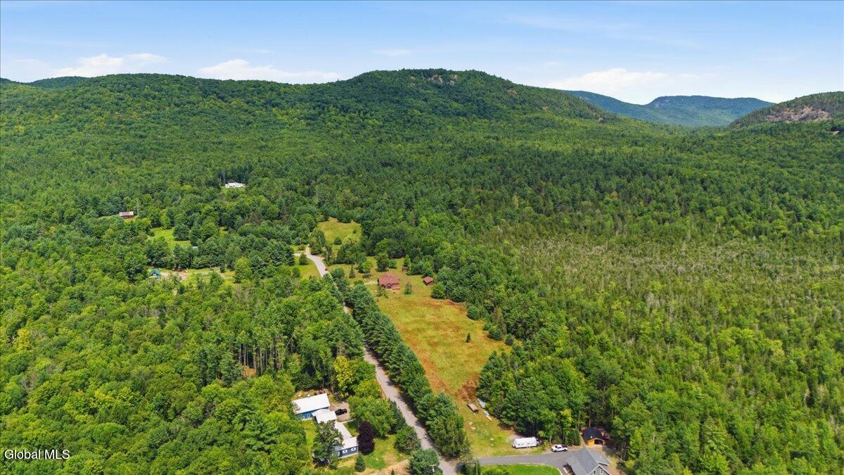 241 Perry Road North Creek NY 12853