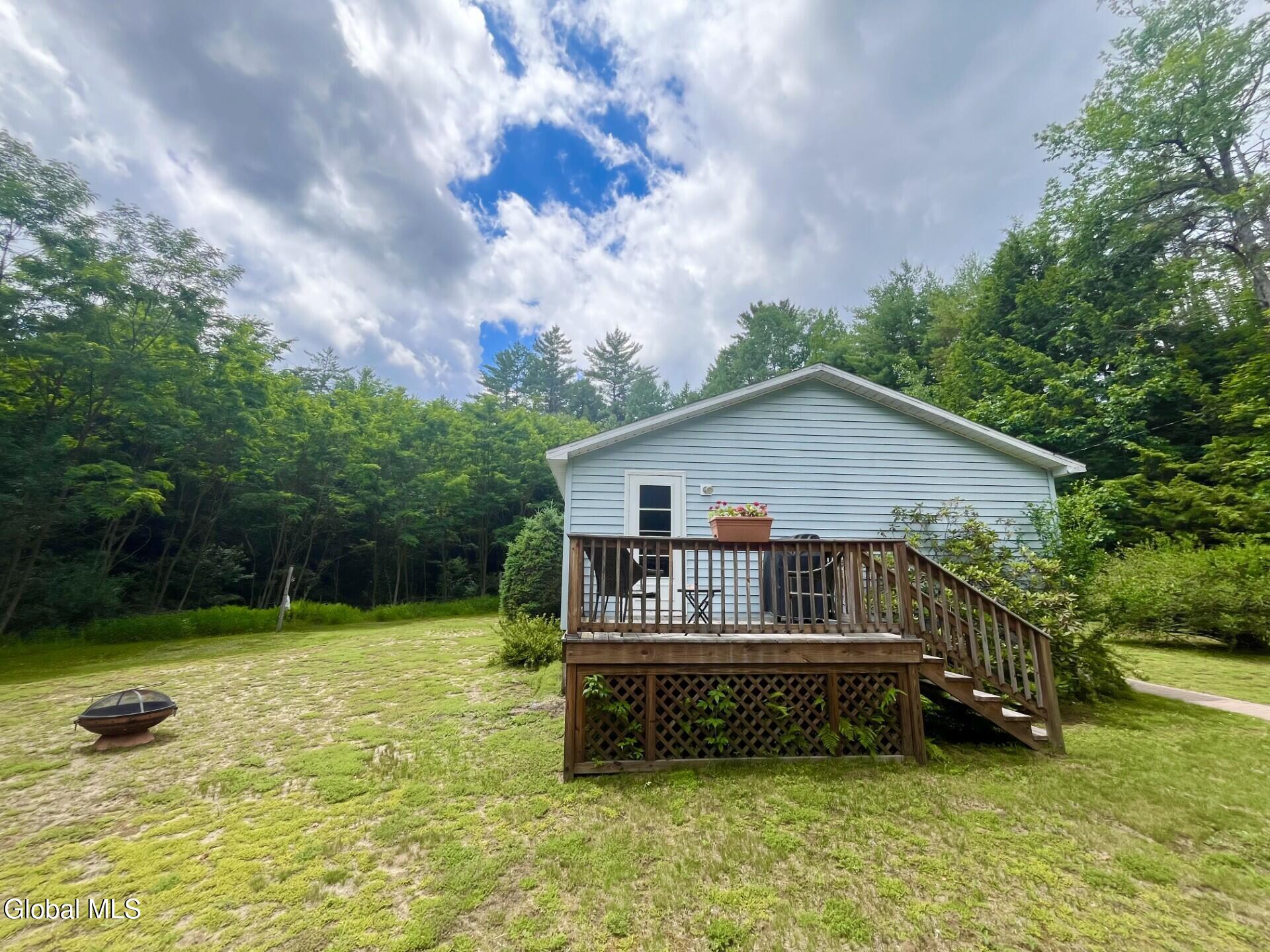 108 Thomas Road Lake Luzerne NY 12846