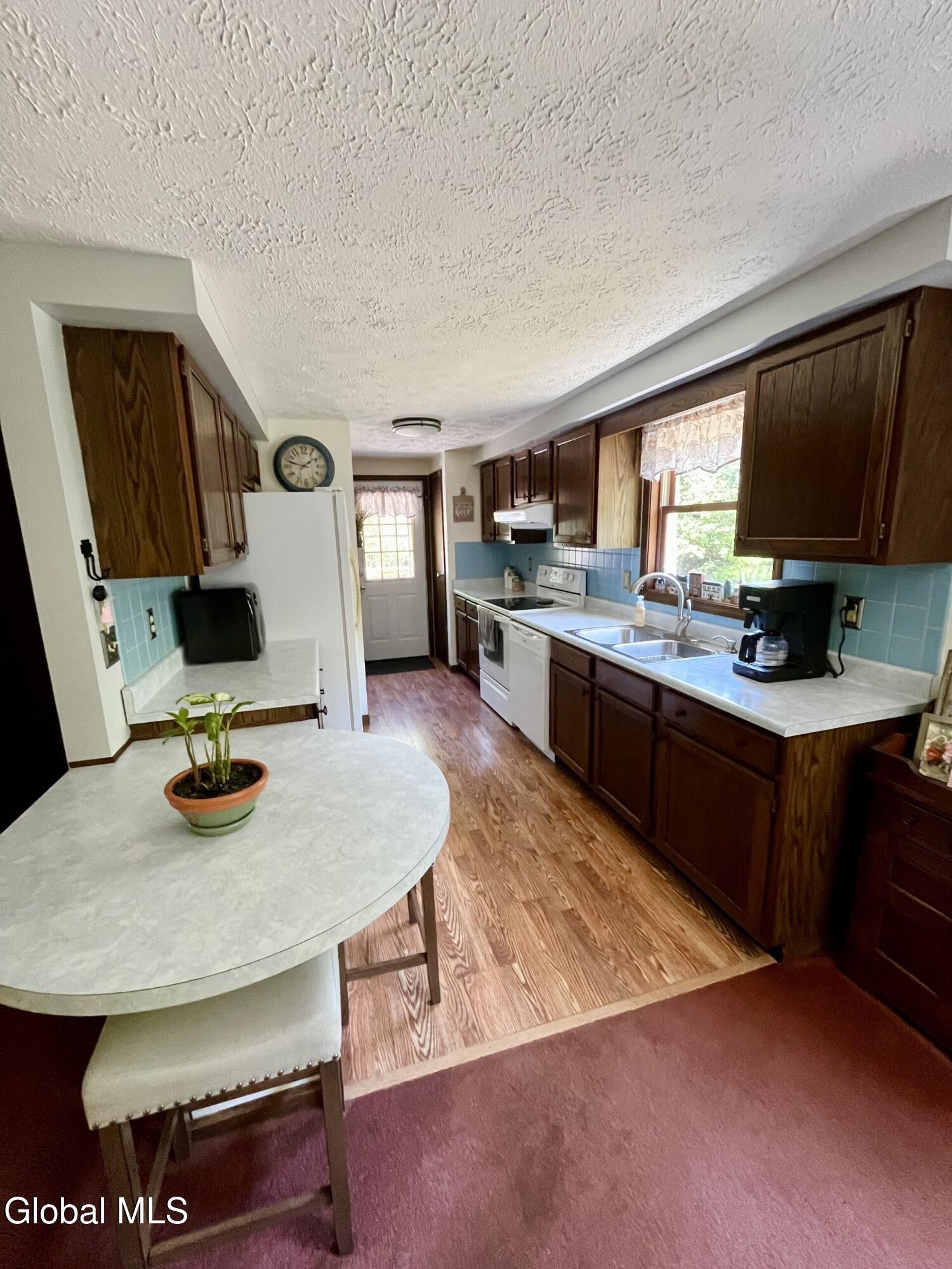 108 Thomas Road Lake Luzerne NY 12846