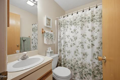190 Kingsley Ln Extension Chestertown NY 12817