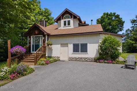 190 Kingsley Ln Extension Chestertown NY 12817