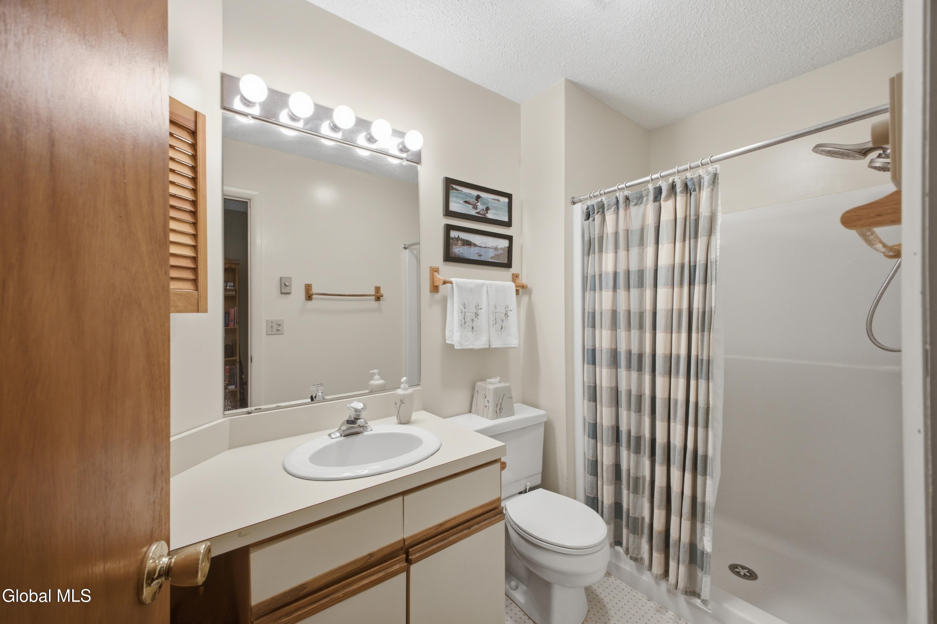 190 Kingsley Ln Extension Chestertown NY 12817