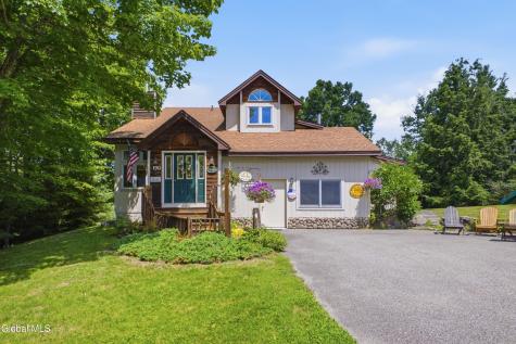 190 Kingsley Ln Extension Chestertown NY 12817