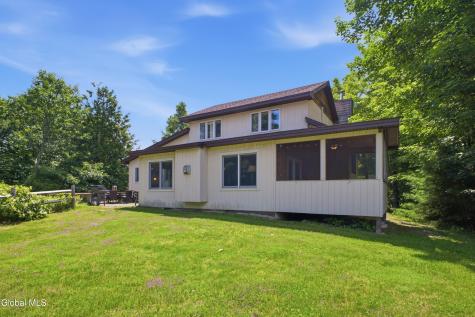 190 Kingsley Ln Extension Chestertown NY 12817
