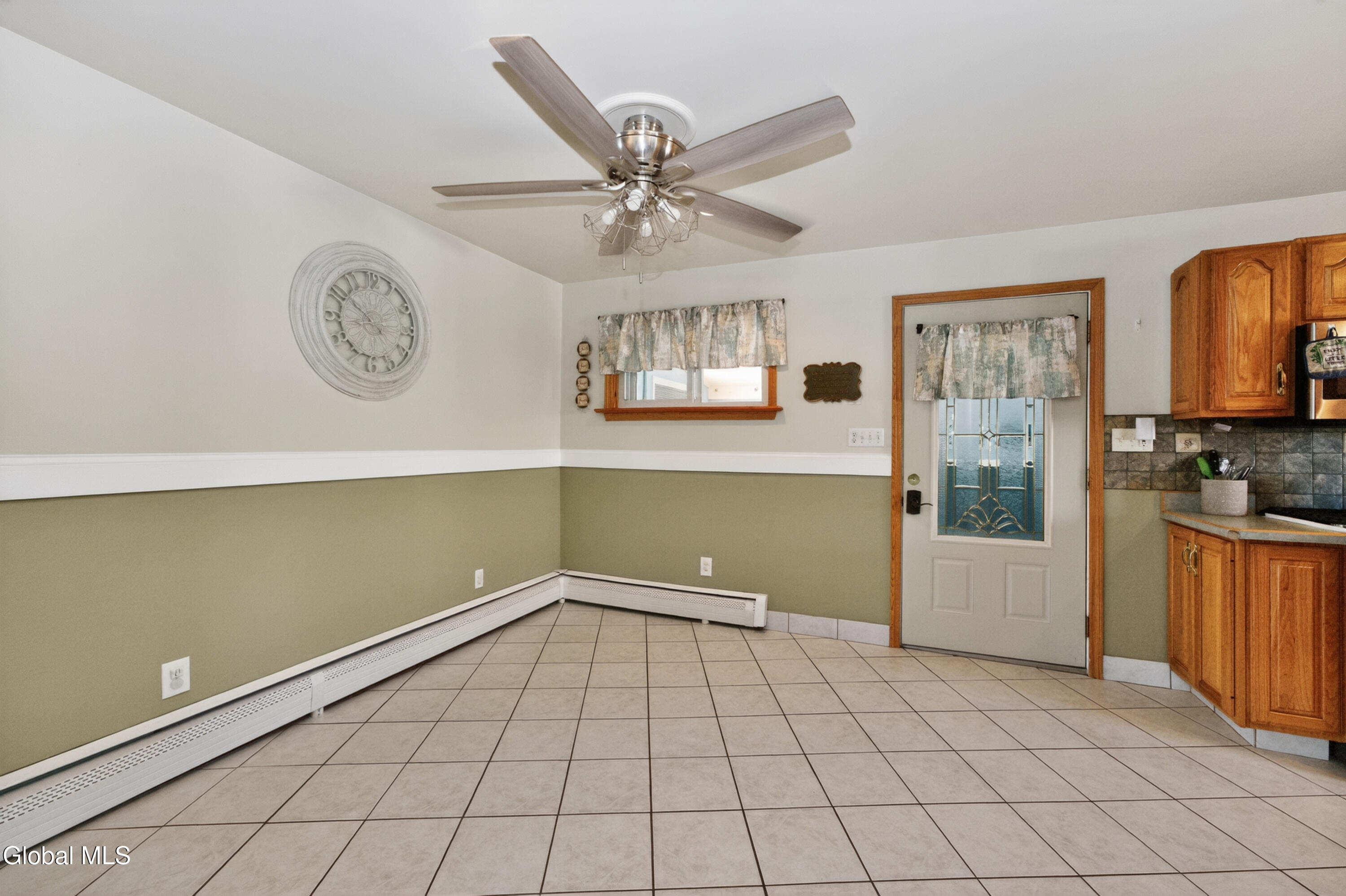 2 Neptune Street Rensselaer NY 12144