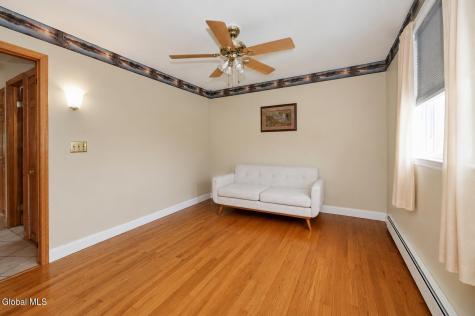 2 Neptune Street Rensselaer NY 12144