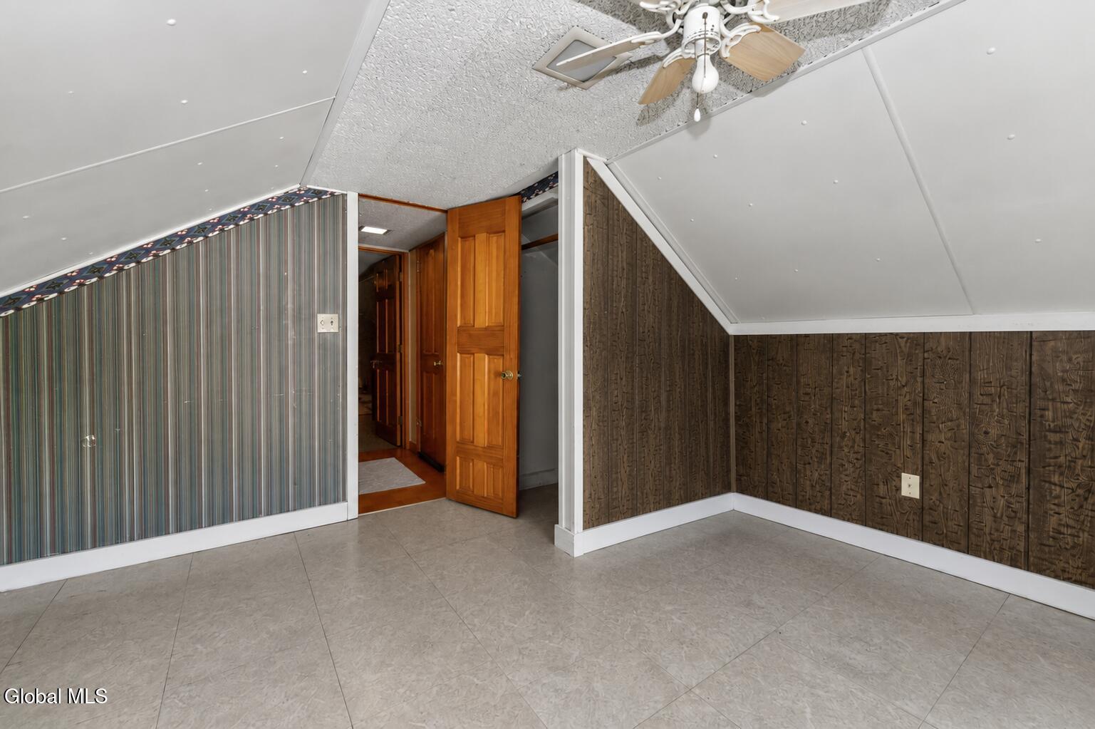 2 Neptune Street Rensselaer NY 12144