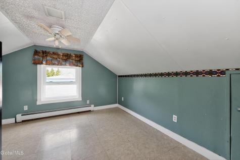 2 Neptune Street Rensselaer NY 12144