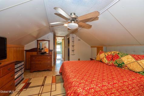 2 Neptune Street Rensselaer NY 12144
