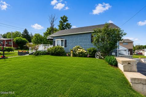 2 Neptune Street Rensselaer NY 12144