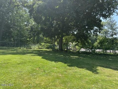 63 Woodlawn Drive Ravena NY 12143