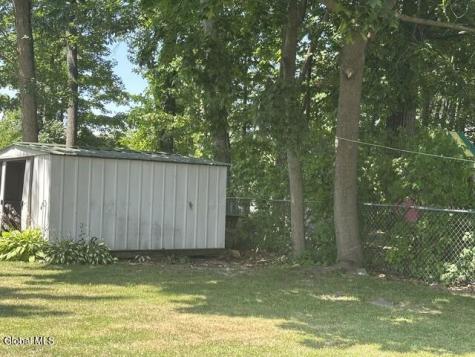 63 Woodlawn Drive Ravena NY 12143
