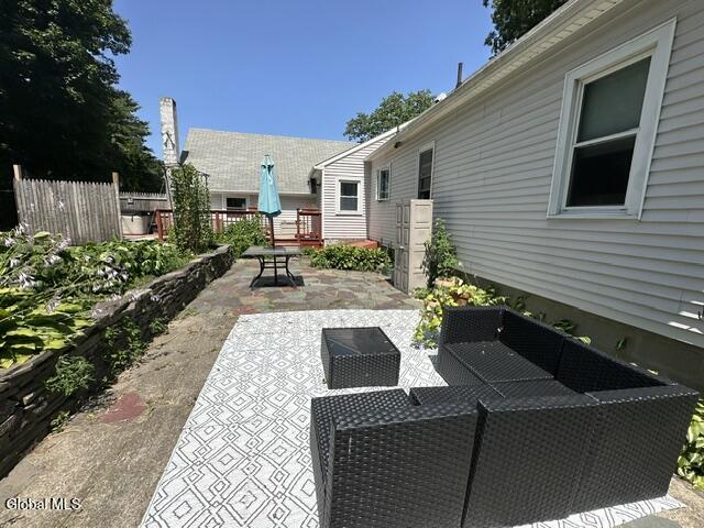 63 Woodlawn Drive Ravena NY 12143