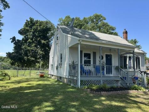 63 Woodlawn Drive Ravena NY 12143